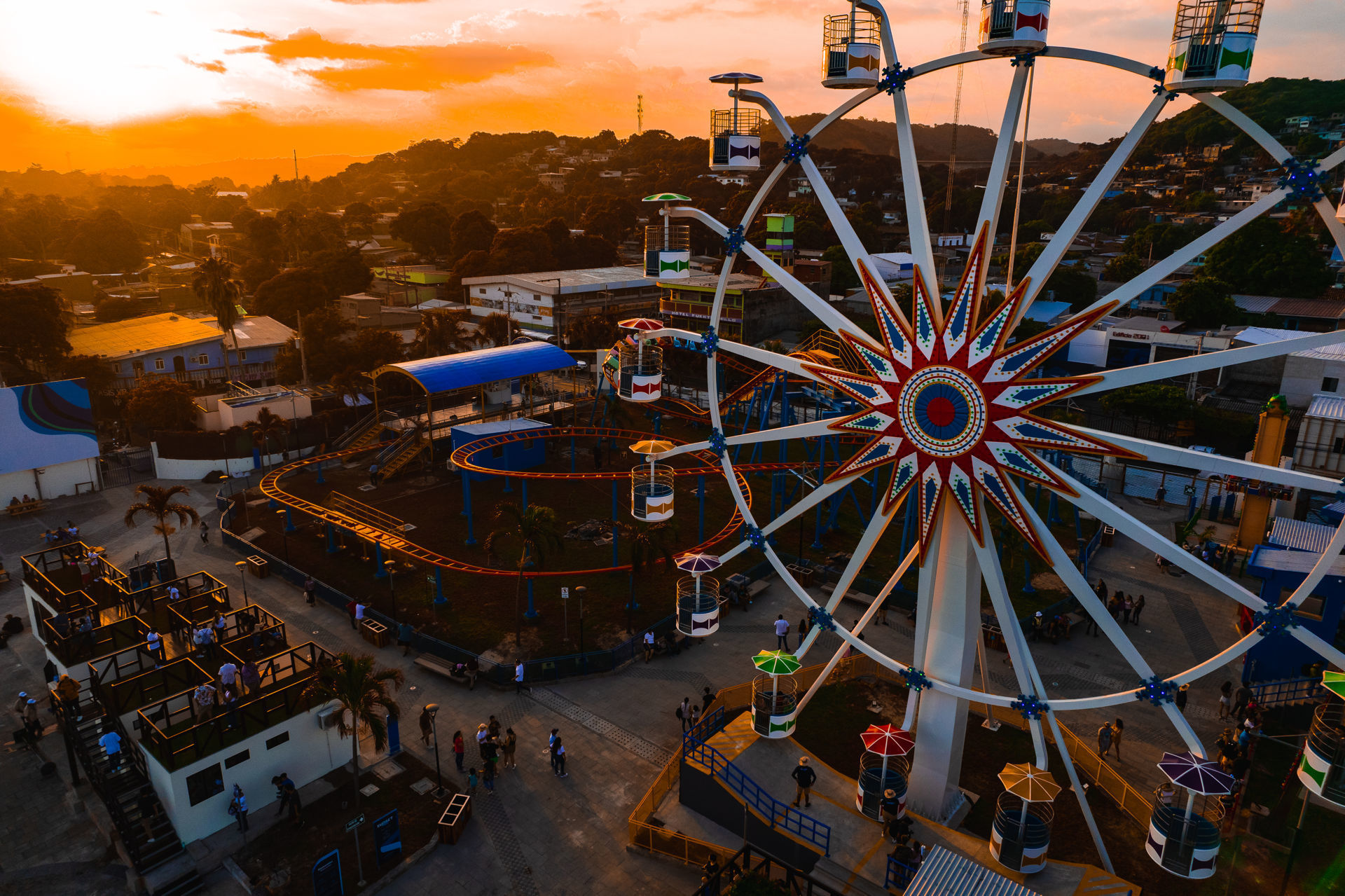 Sunset Park en el Puerto de la Libertad, El Salvador.