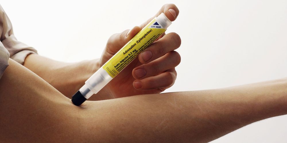 EpiPen Cost With and Without Insurance in 2024 Mira Health