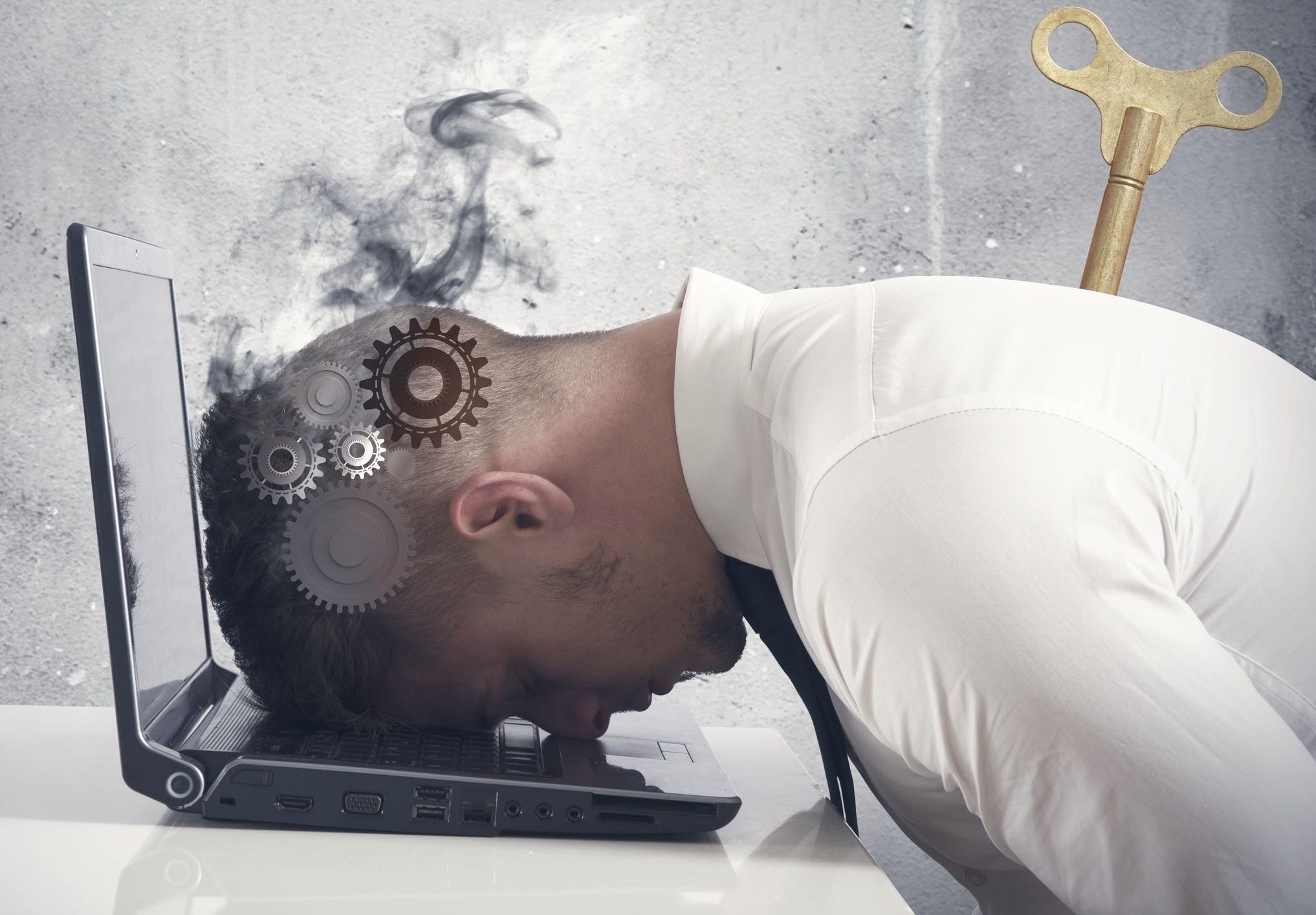 стресс. женщина в стрессе. выгорание. перезагрузка после работы. перезагрузка после работы.