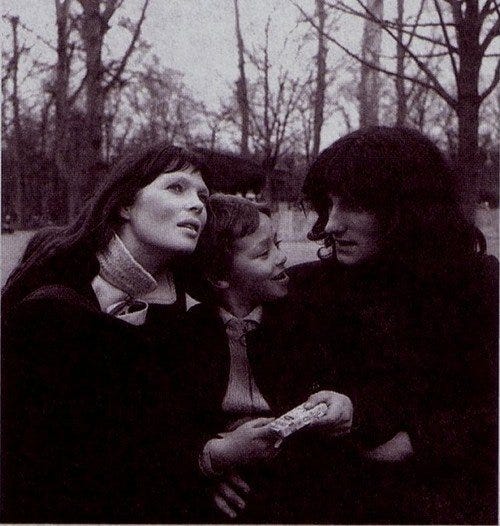 NicoIcon Behind The Obscurity of a Star by Larissa Oliveira Cine