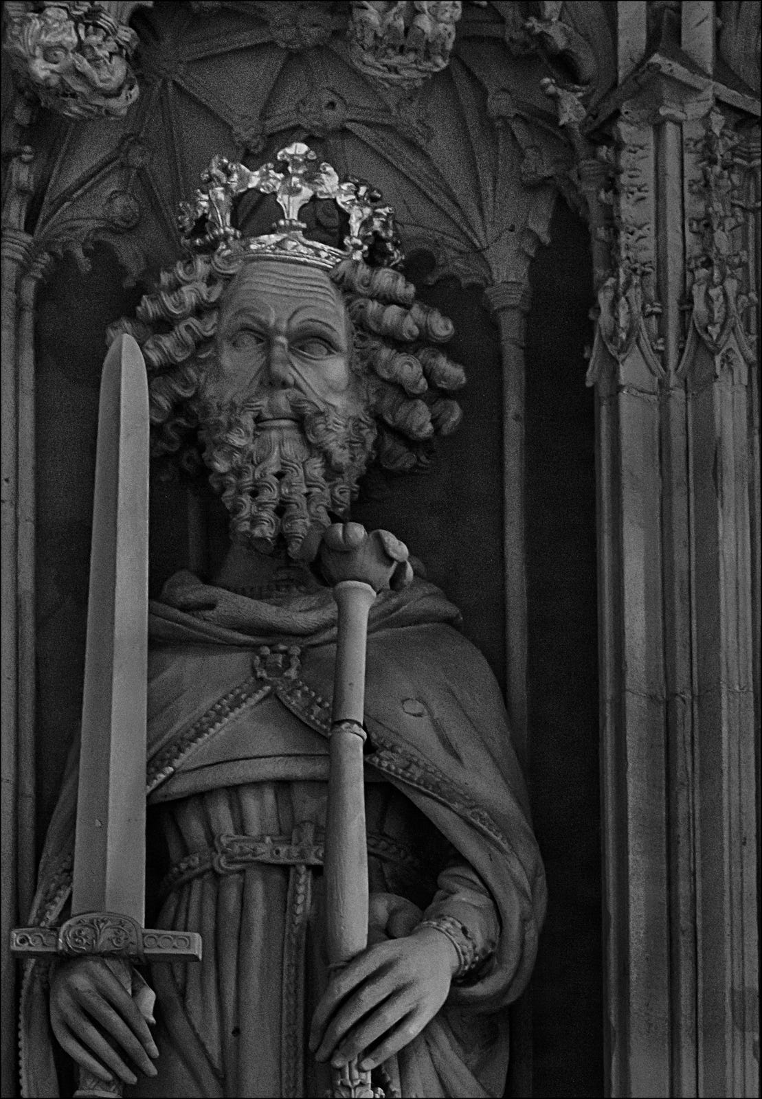 Who Was Crowned King Of England On Christmas Day Today in History December 25, 1066 William the Conqueror crowned by