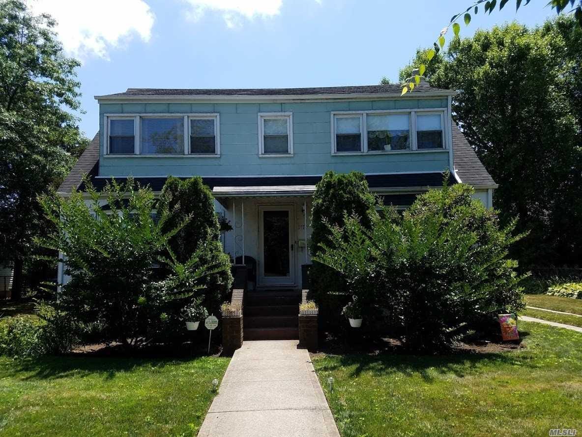 Sell1770 Jasmine Ave, New Hyde Park, NY 11040 by Long Island NY Homes