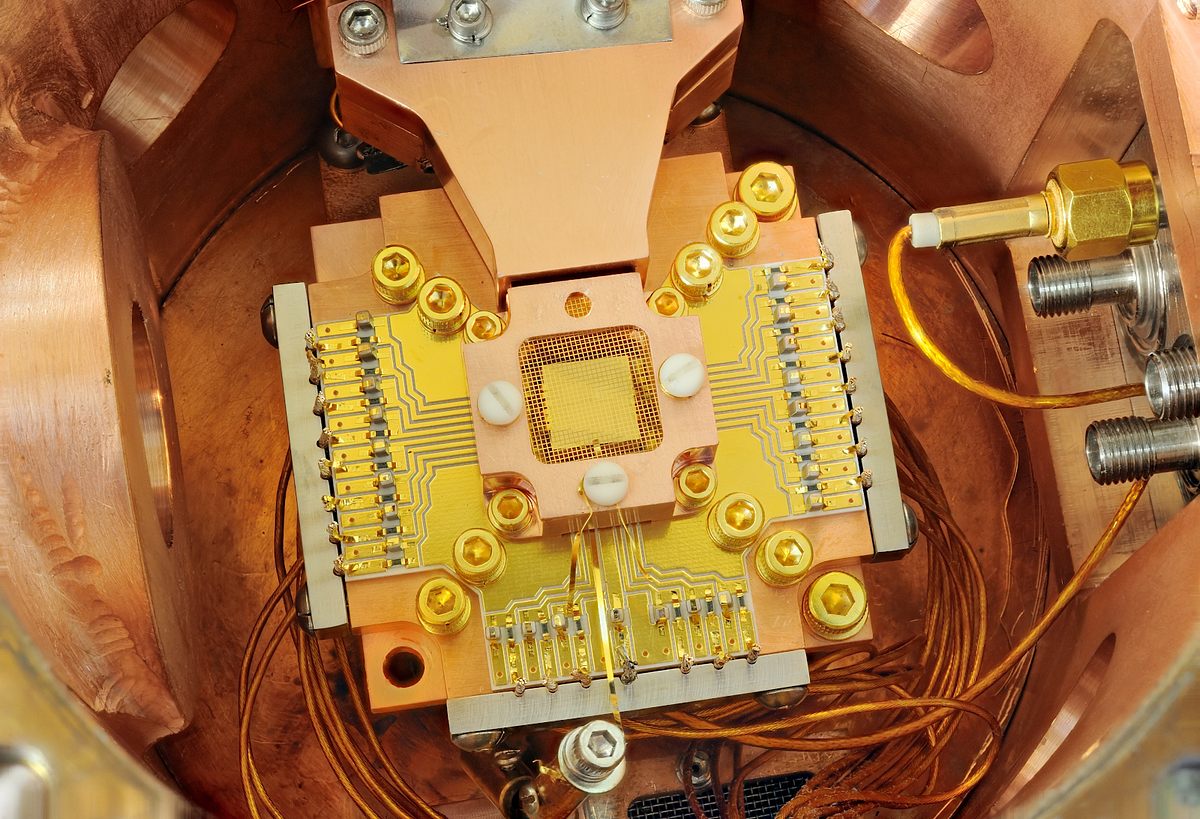 Introduction to TrappedIon Quantum Computing by Gabriel Mintzer