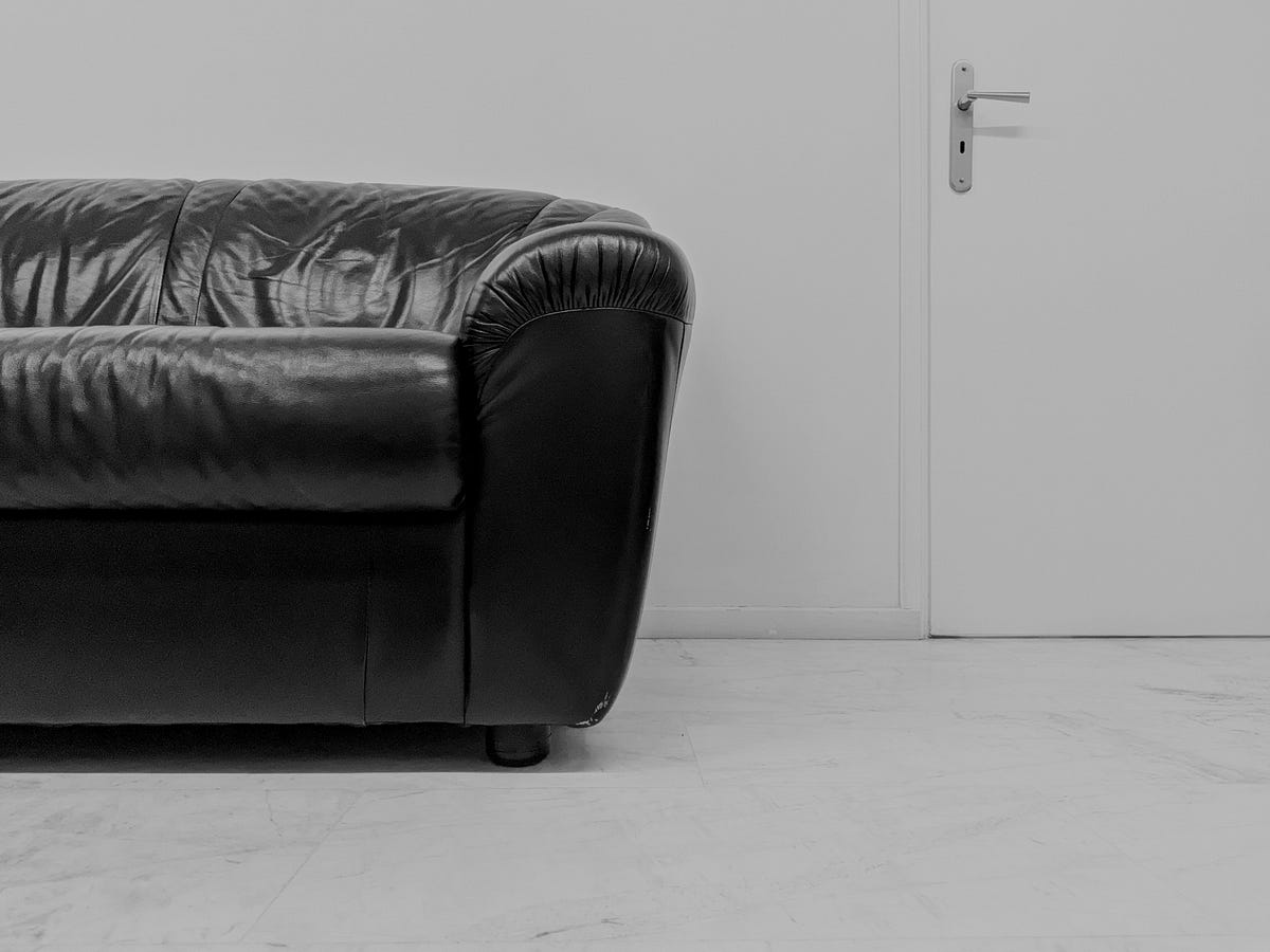 Black couch Scuzzbucket Medium