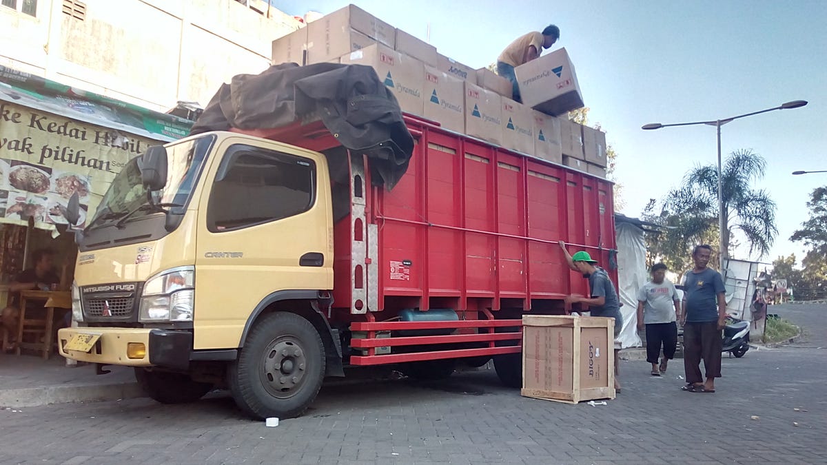 Keren Abis Ekspedisi Truk Banyuwangi