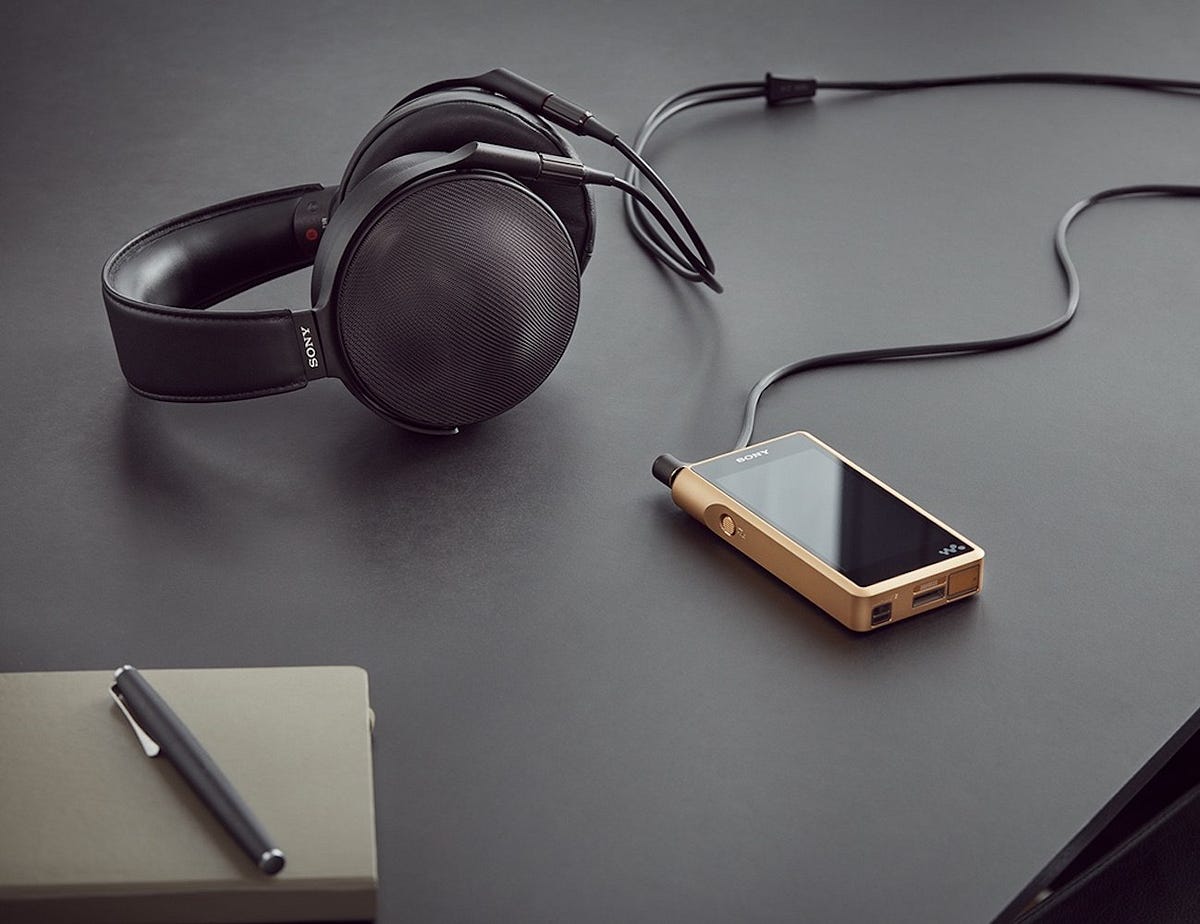 10 Luxury Gadgets to Give You the Taste of Royalty by Gadget Flow