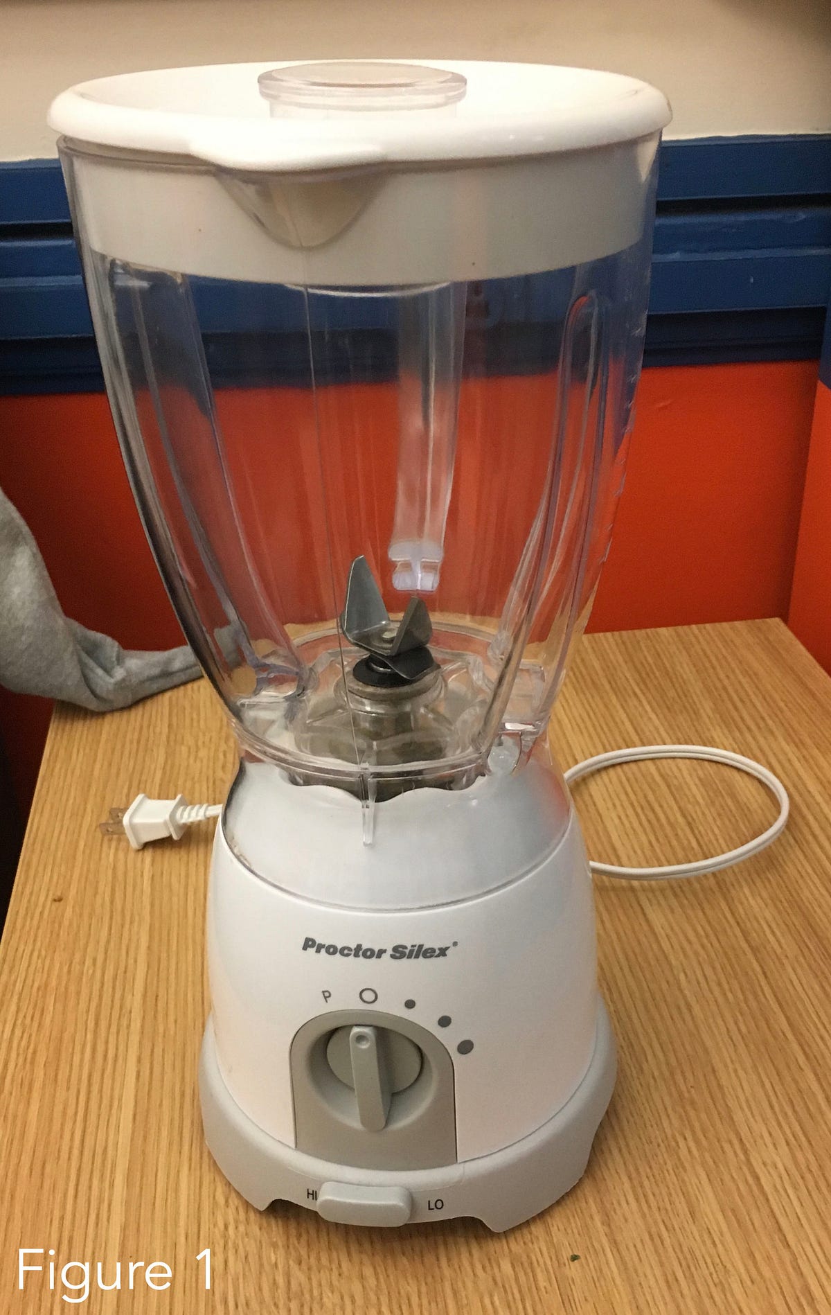 CSCI 1300 Blender. My blender (figure 1) is nothing fancy. by Jamie