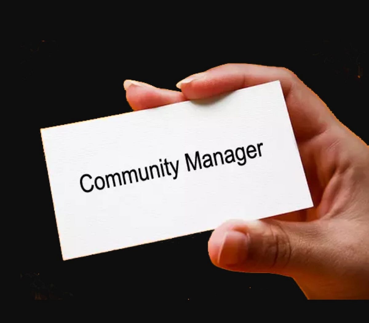 Where can I find good online community management courses