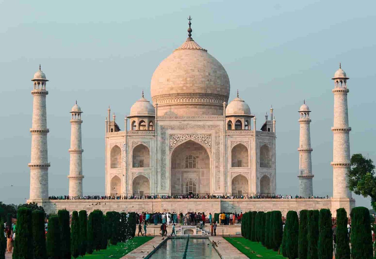 Taj Mahal — The New wonder of the world & his location