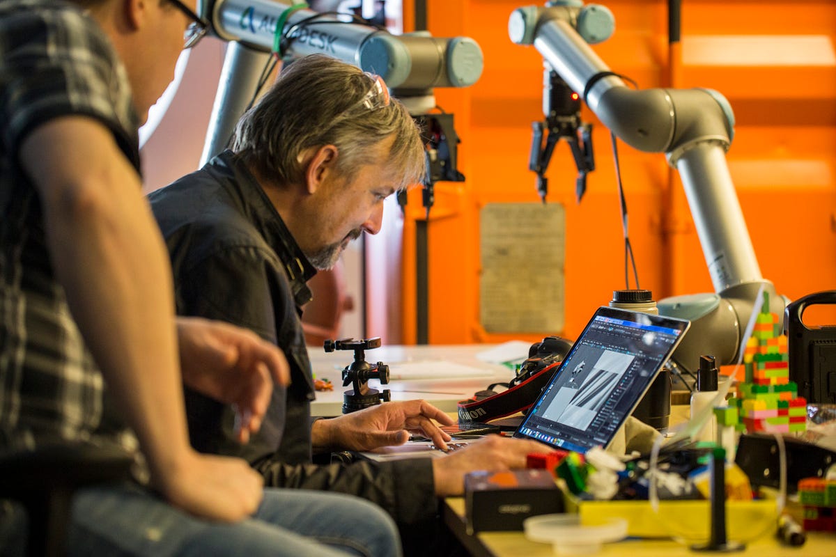 HumanRobot Communication New Approaches, New Applications by