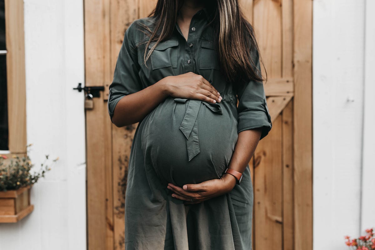 Being Pregnant and Giving Birth Alone During a Pandemic by Tim
