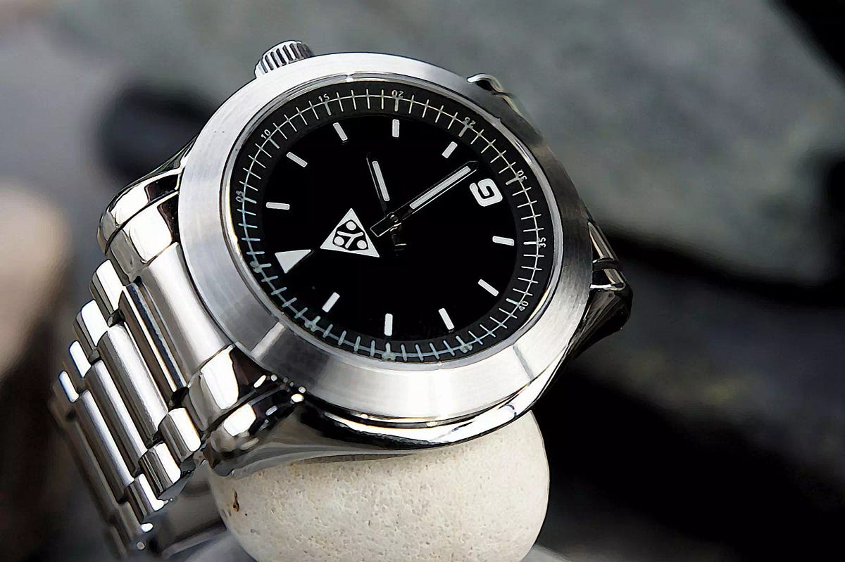 How to Choose a Luxury Hybrid Smartwatch Buying guide for GENY ONE