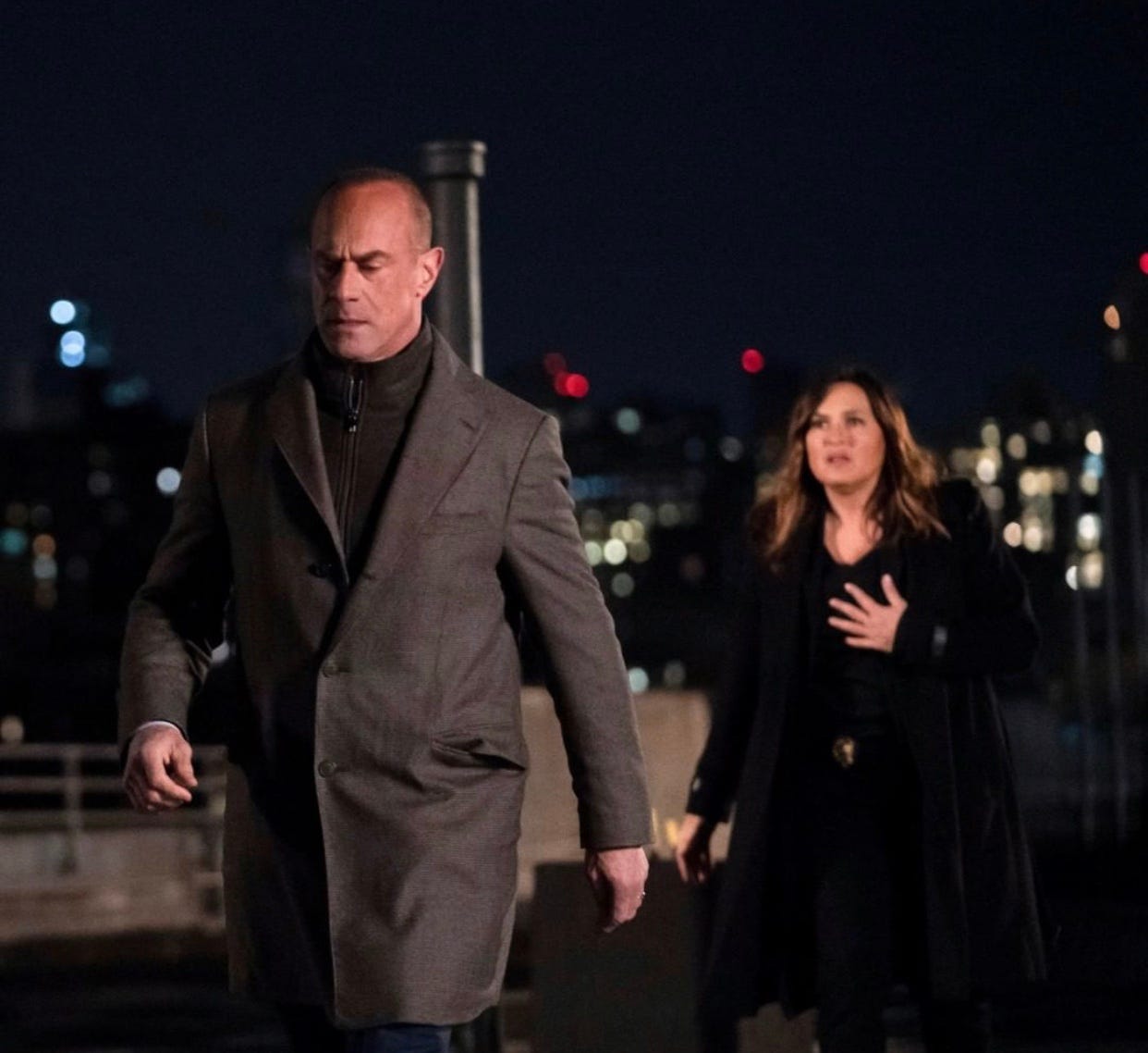 LAW & ORDER SVU ORGANIZED CRIME CROSSOVER EVENT— TV Review by John