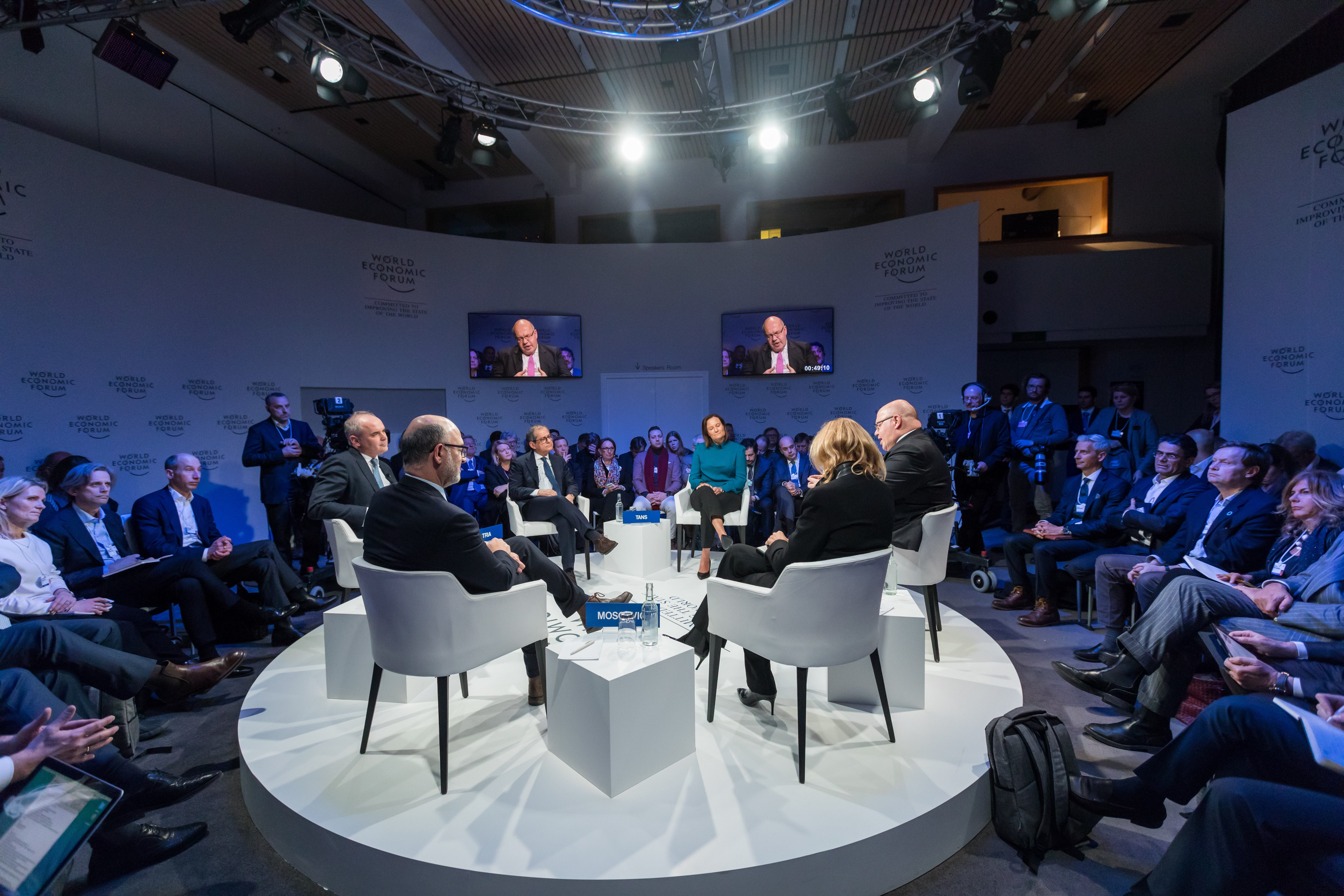 How To Set Up and Host a Great Panel Discussion Better Marketing Medium