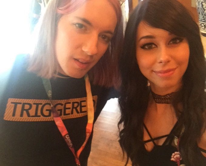 shoe0nhead / June Lapine / June La Porta & Armoured Skeptic / Gregory(02)