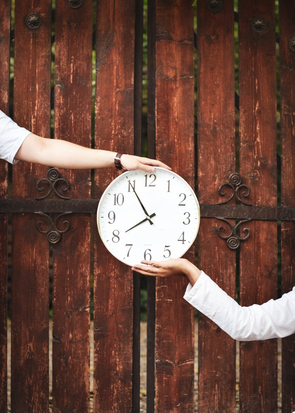 30天挑戰！用LeetCode來學程式(14) — Angle Between Hands of a Clock by YenYing