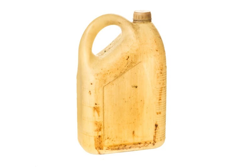 How To Clean Yellowed Plastic Fast Using This Tips by Bader.Chr Medium