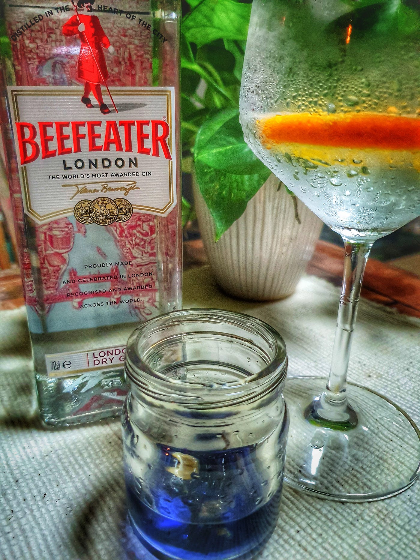 10 GIN cocktails to make at Home. Stuck at home without any fancy gins