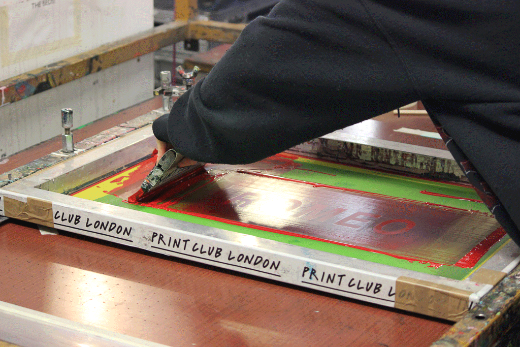 A beginner’s guide to screen printing, by a complete beginner. by James Barnard Muzli