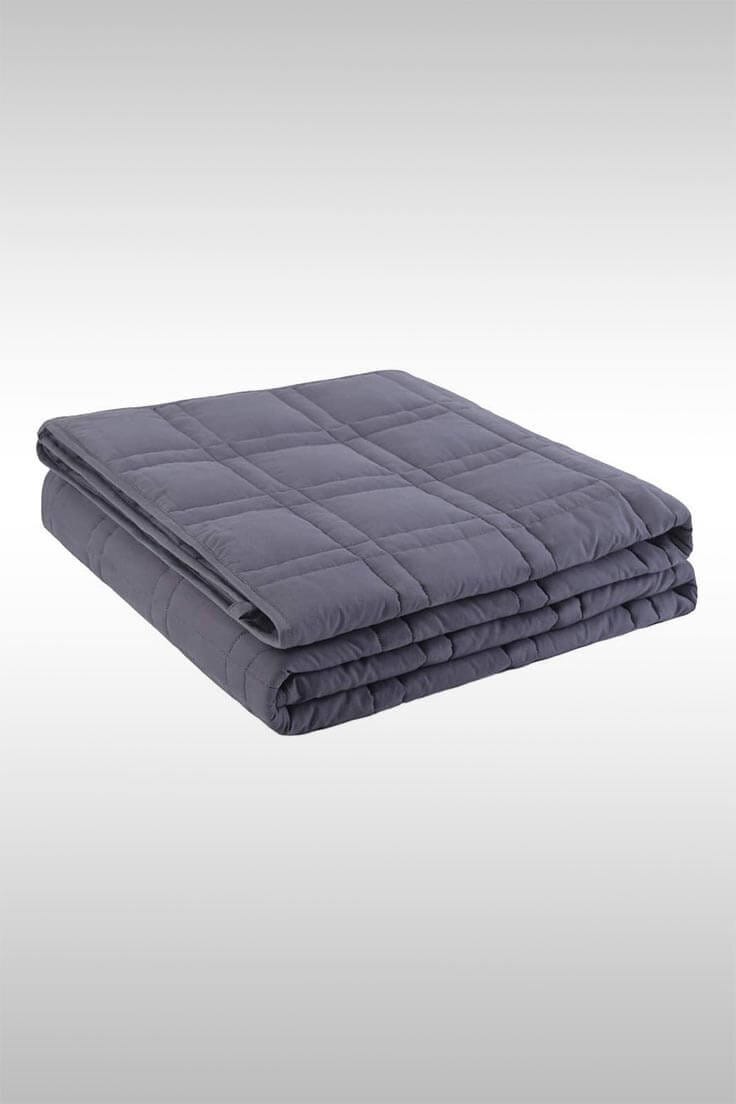 The Best Cheap Weighted Blankets (Under 50) Medium