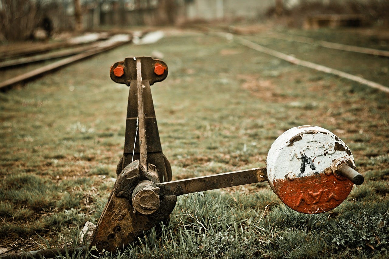 Who’s Been Working on the Railroad? 6 Types of Railroad Jobs by