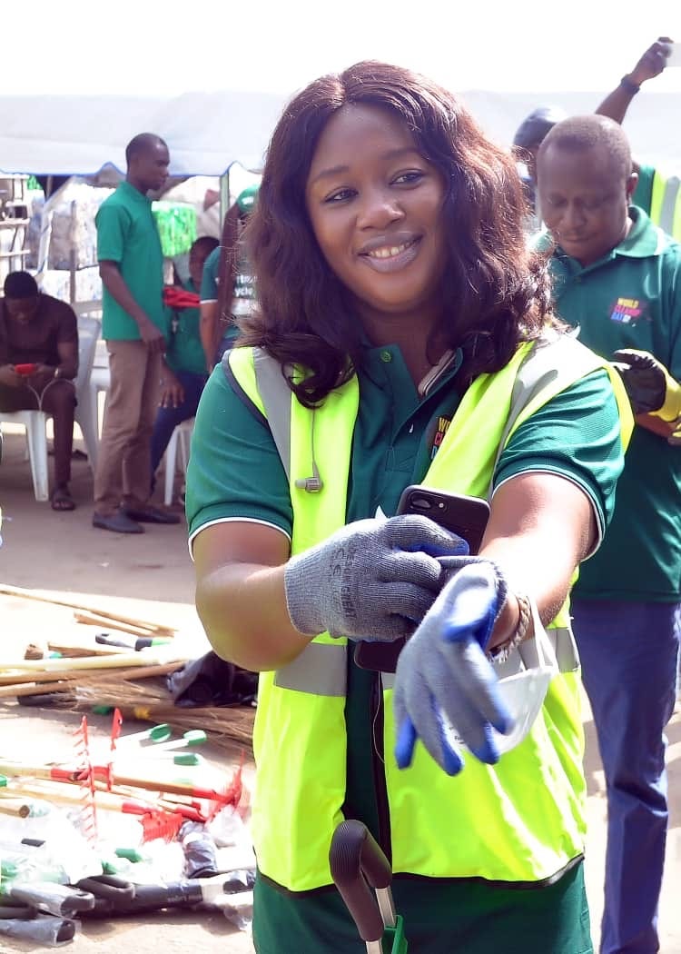 FBRA Clean up Exercise. The Food and beverage alliance which… by Ngozi Emenike Medium