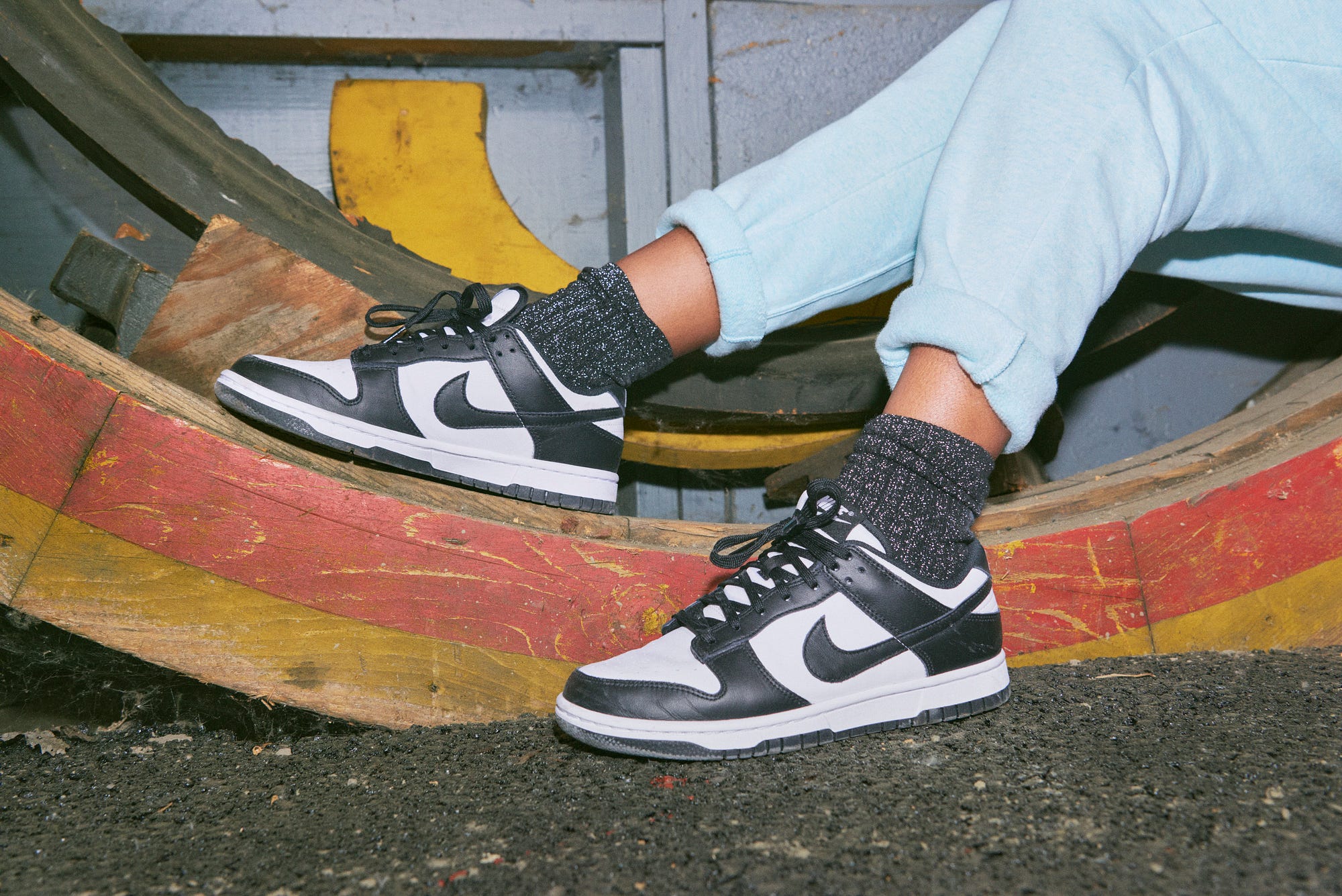 Win Nike Dunks for FREE by Watching ZLive THREAD by ZALORA