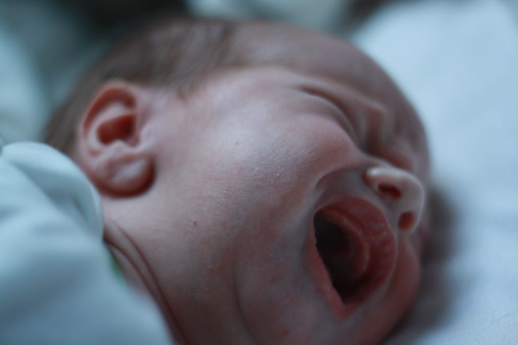 Babies feel pain ‘like adults’. A study that contradicts longheld… by eLife Brains and