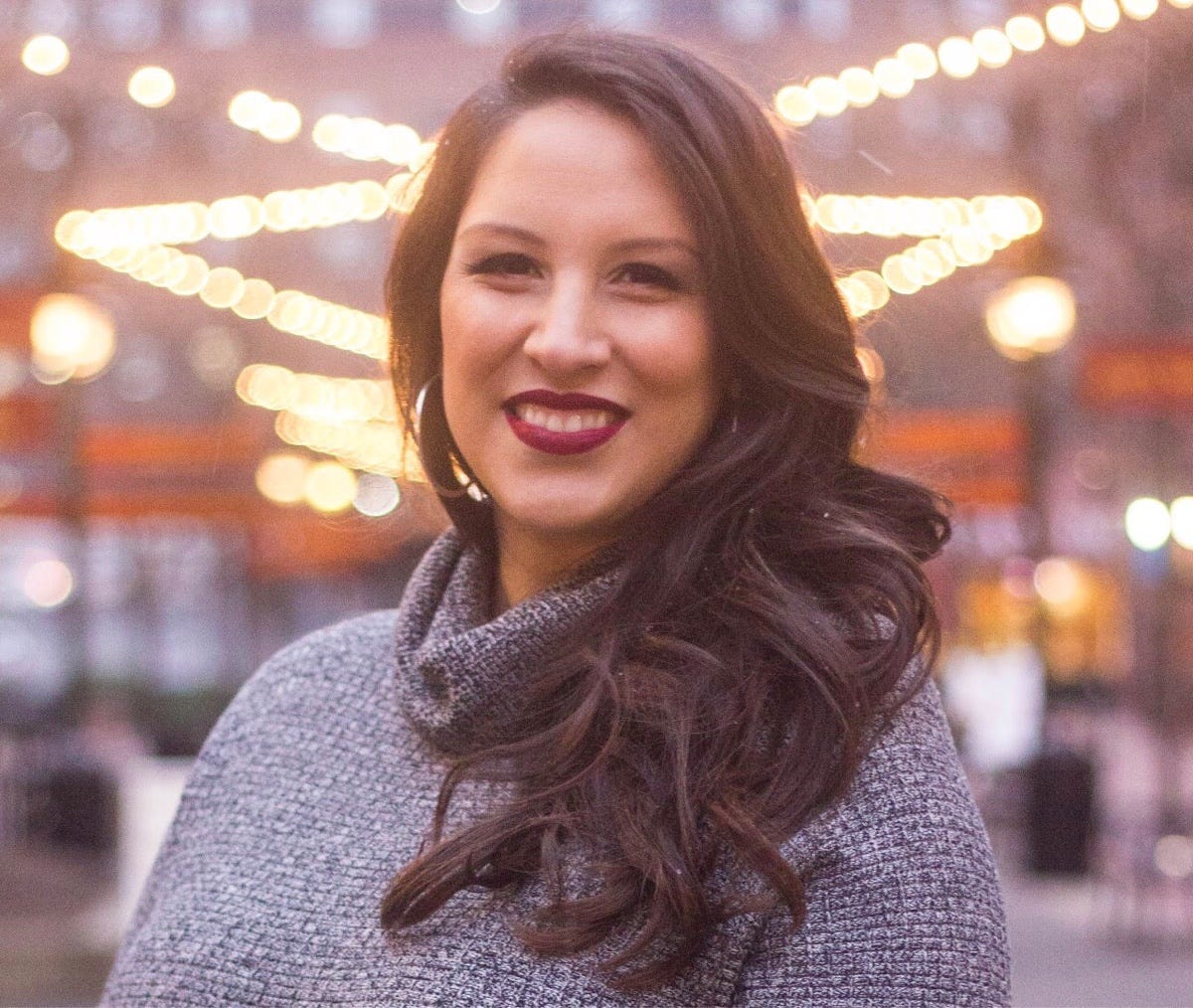 Elaine Townsend Utin Medium