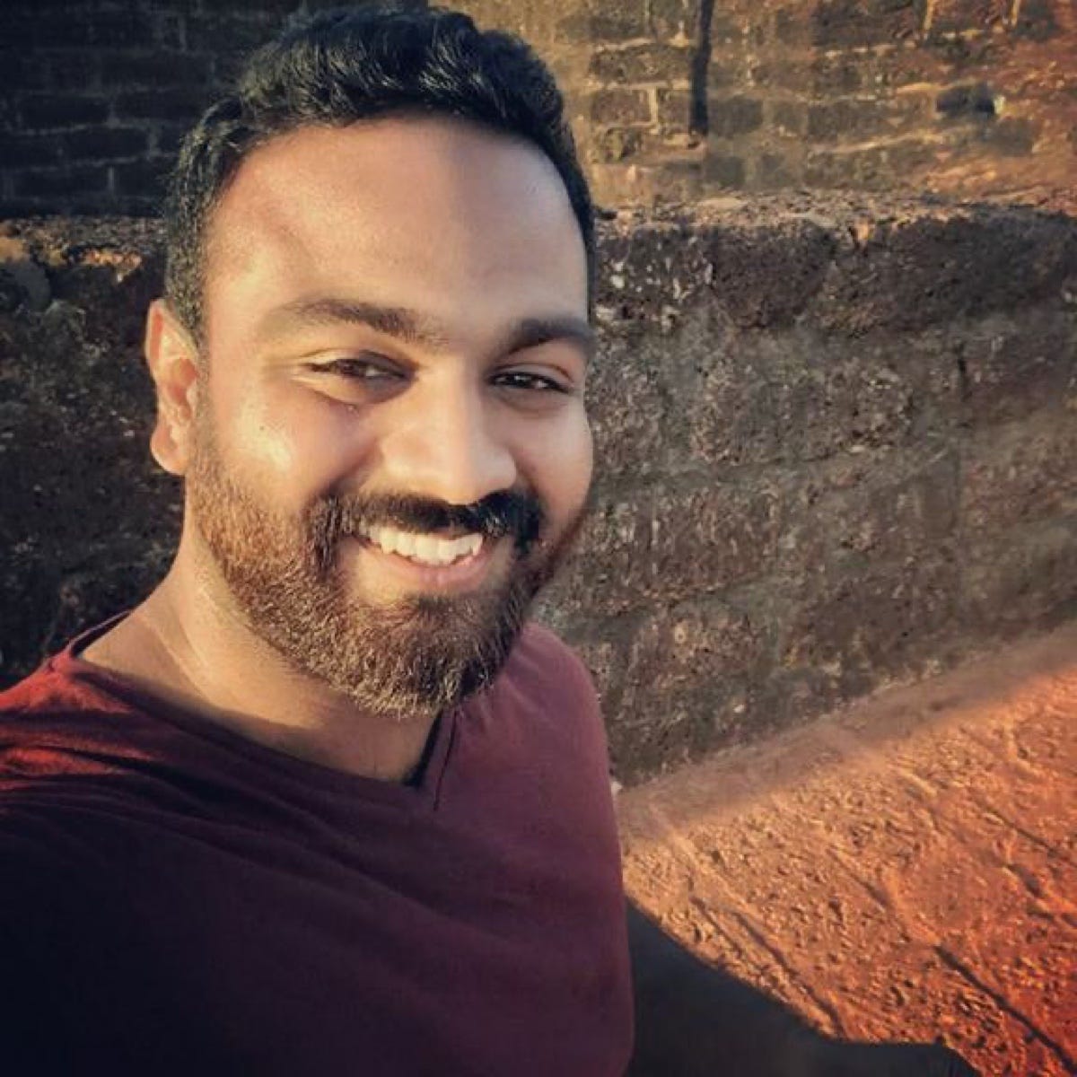 Noel Abraham Zachariah Medium