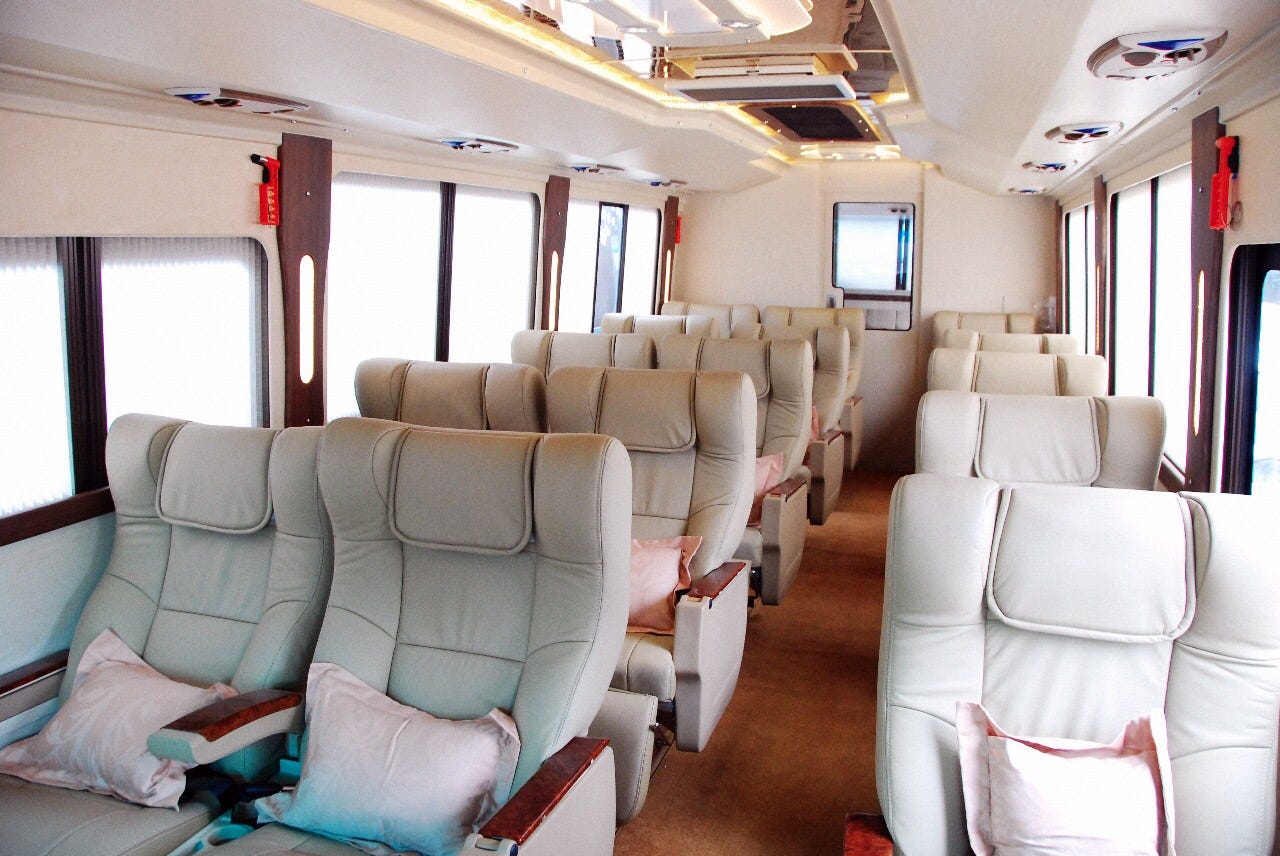 Luxury Bus (Bus Mewah). Apa yang Anda bayangkan saat mendengar… by