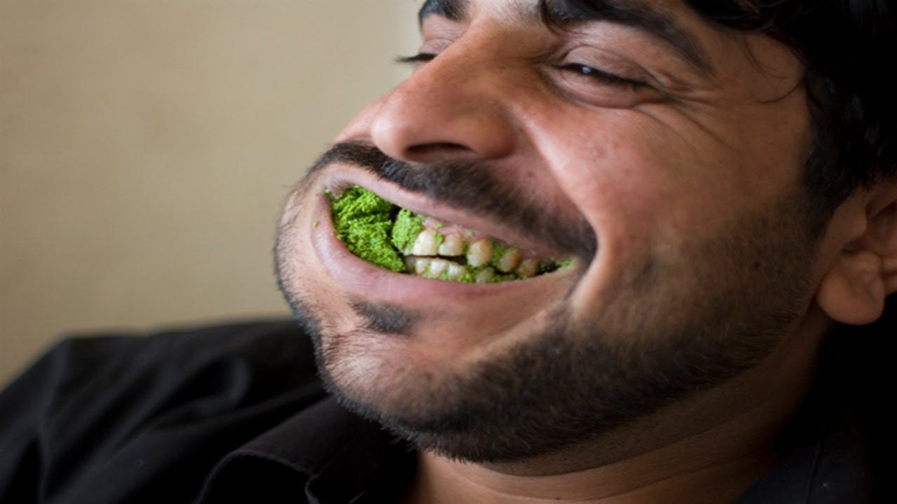 An open letter to people who chew with their mouth open or make
