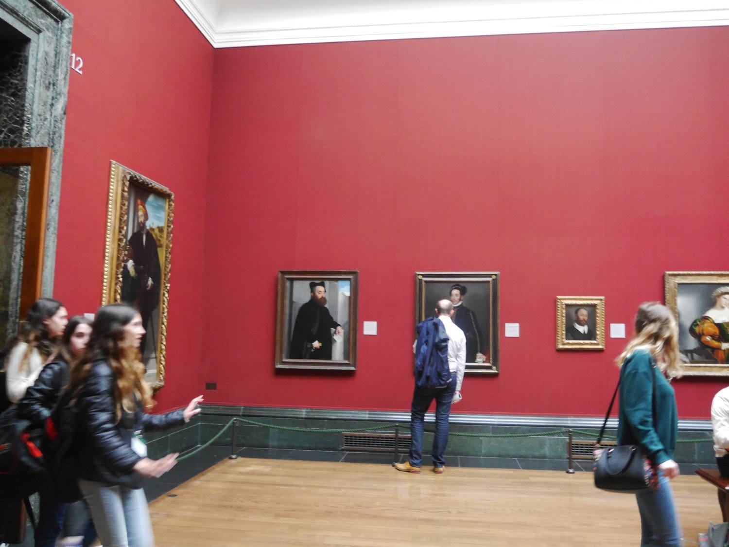 How To Actually Enjoy Museums & Art Galleries ( A Semi