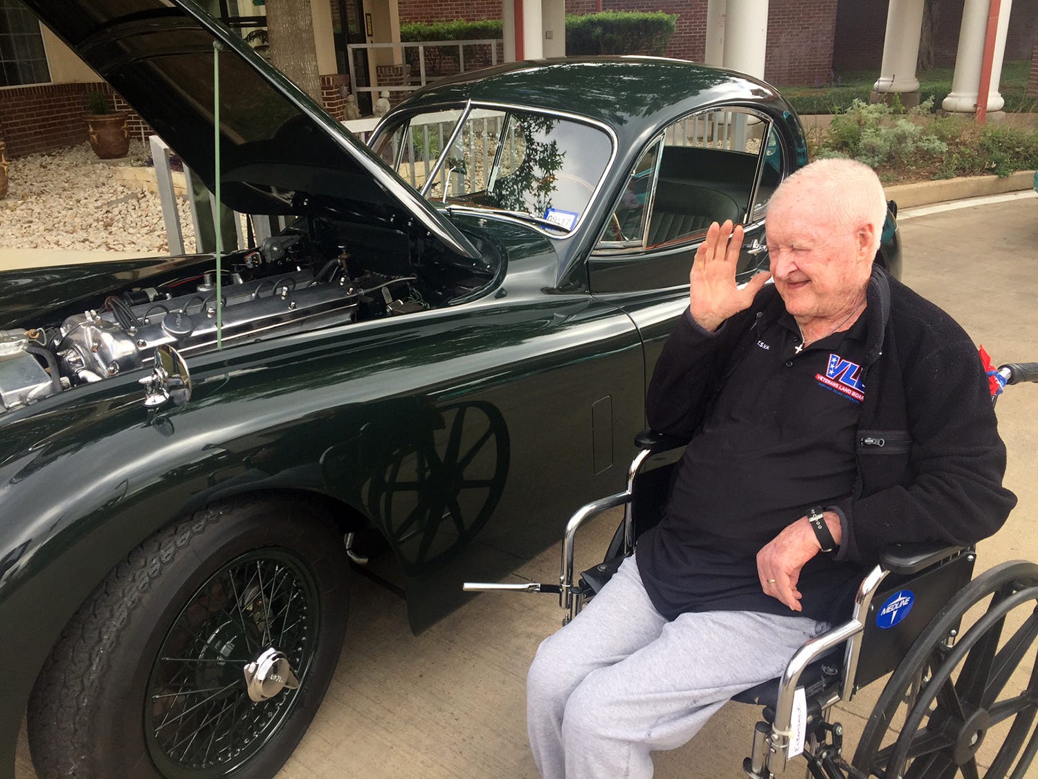 Residents at the Texas State Veterans Homes Have Summer Fun by Texas