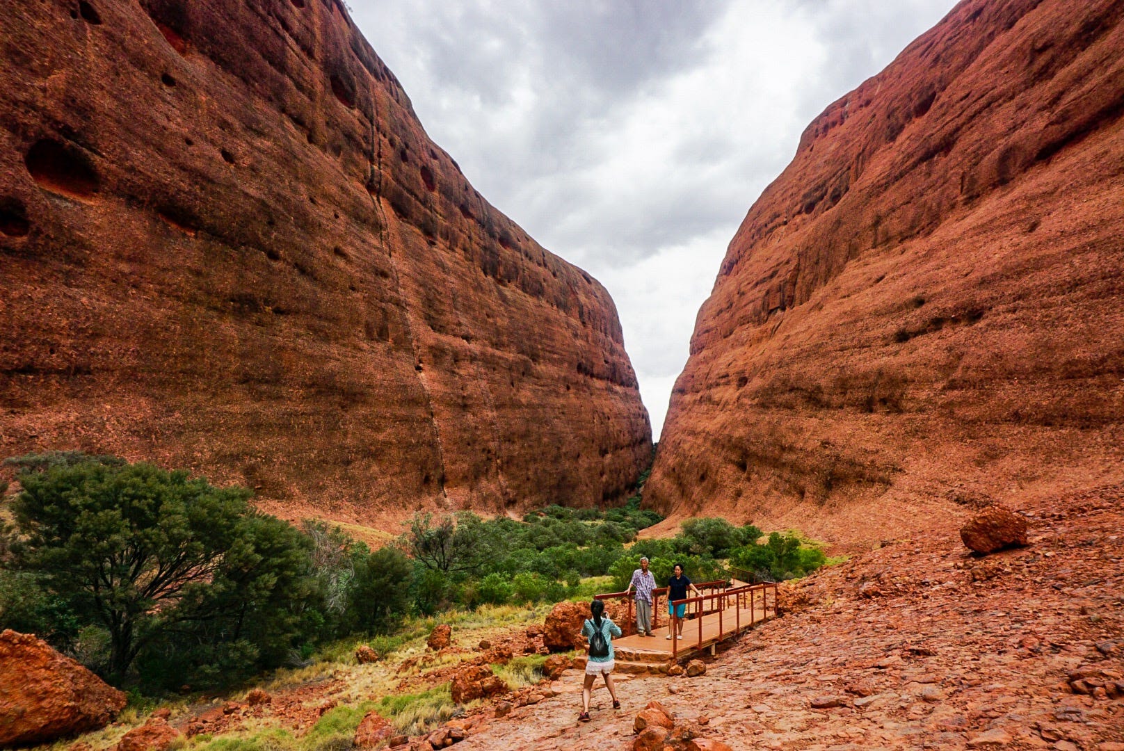The Big Red Rock. Ayers Rock (Uluru) and Melbourne by Keenan Ngo