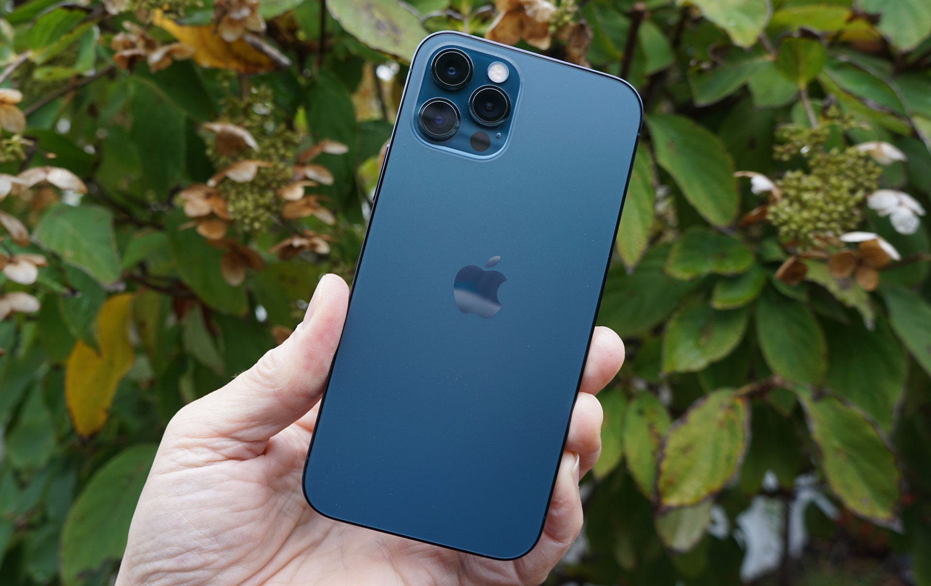Apple iPhone 12 Pro The 5 Best Features by Lance Ulanoff Oct, 2020