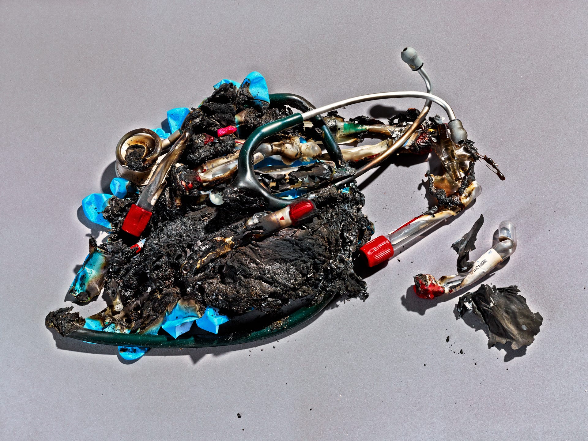 Why Are DopeAddicted, Disgraced Doctors Running Our Drug Trials? by