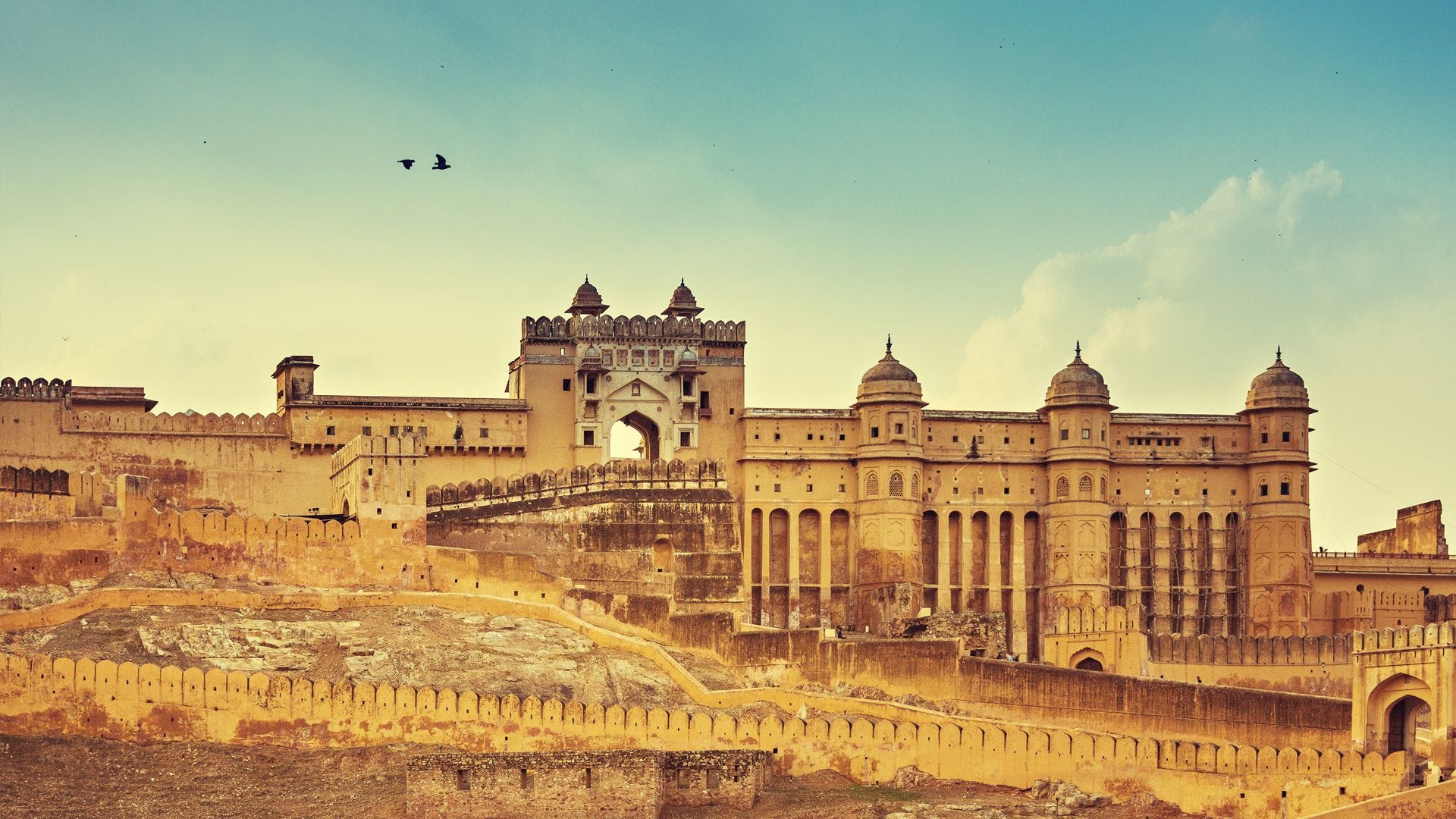 Top 10 Interesting Facts About Amber Fort. Bhati Tours Medium