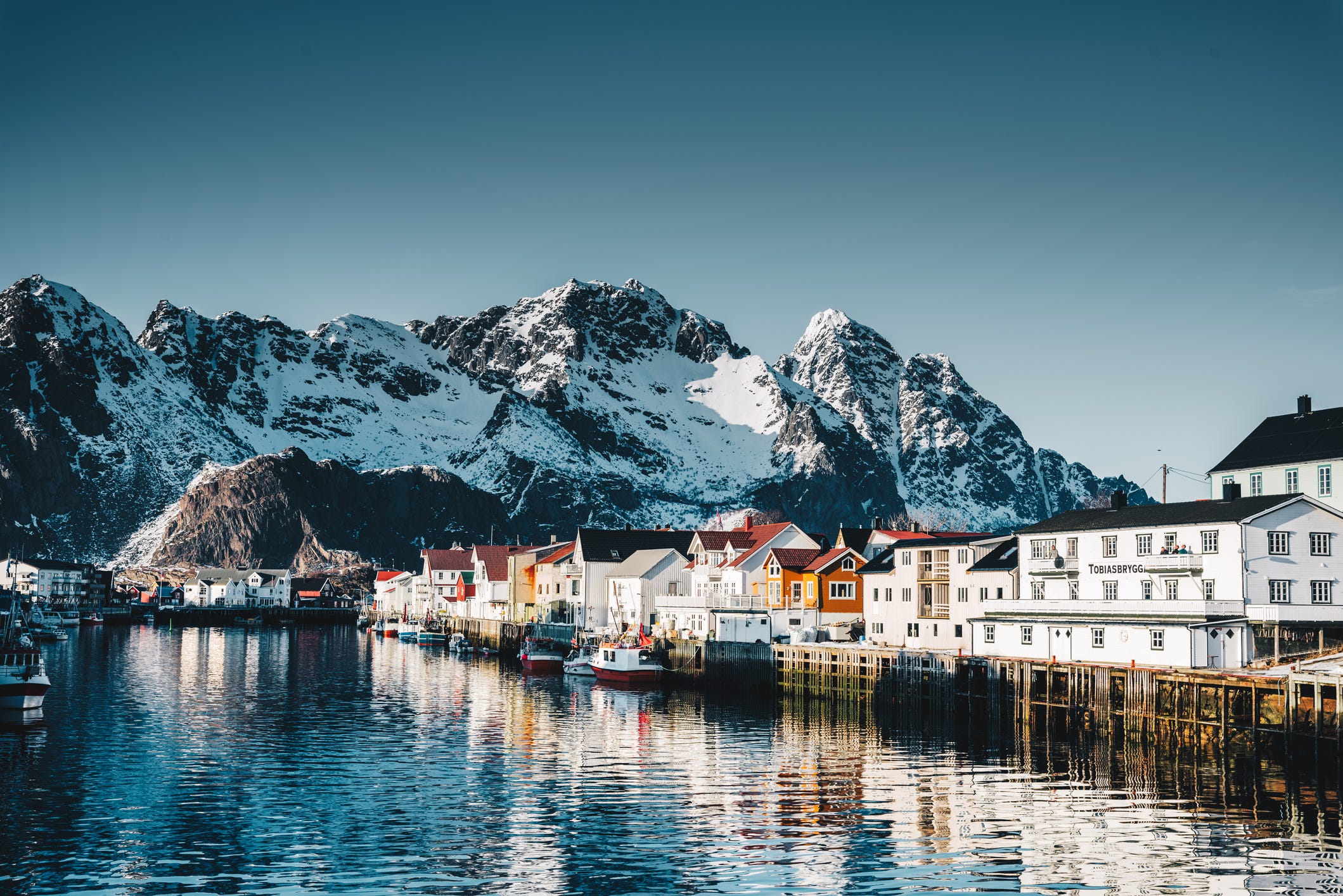 5 Awesome Study Abroad Destinations for Middle Eastern Students by