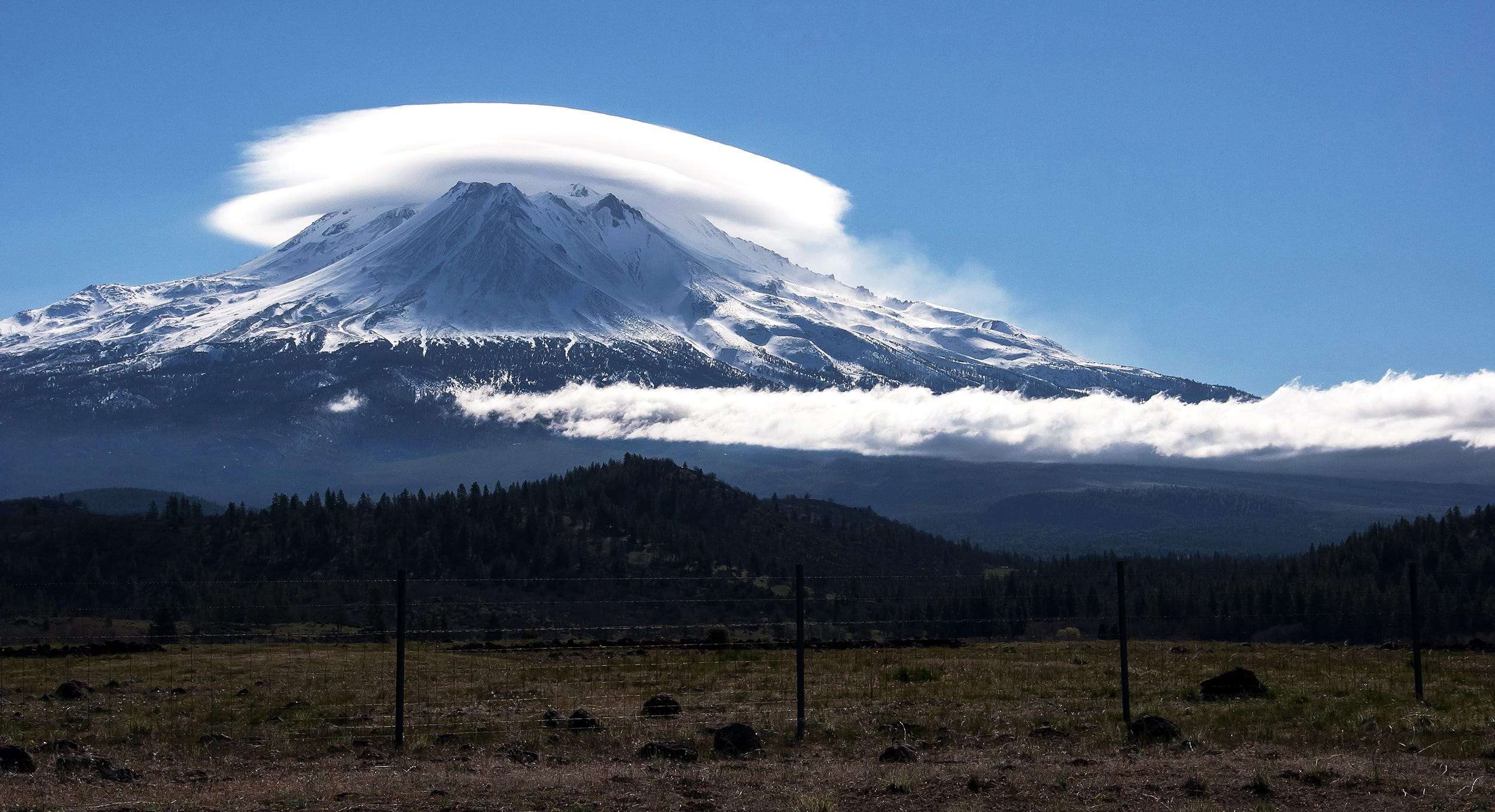The alien clouds of Mount Shasta. Some people have wondered if the