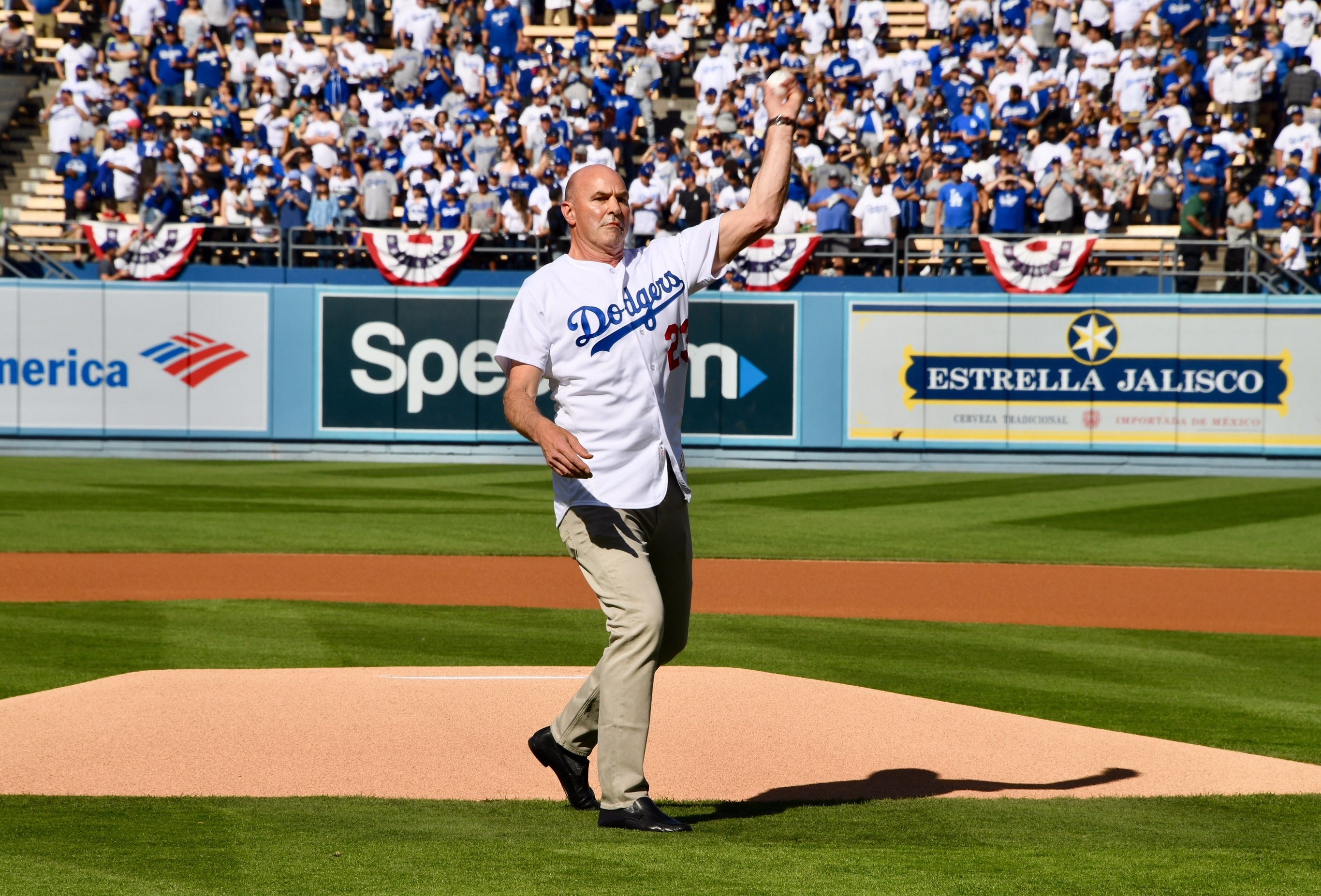 Watch Gibson tribute video and first pitch Dodger Insider