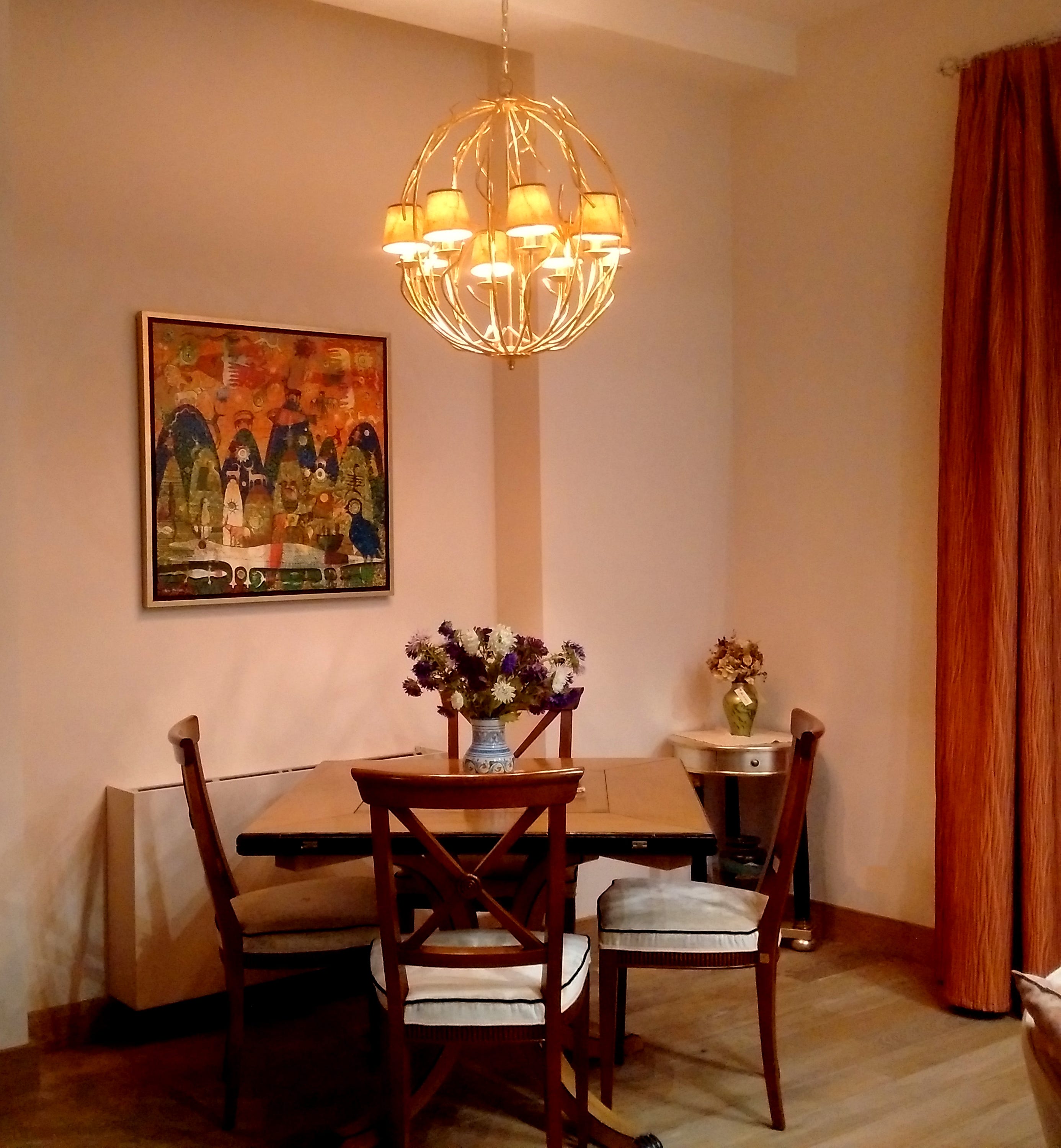 How to Choose Art for Your Room. Colours by Artbeep Medium