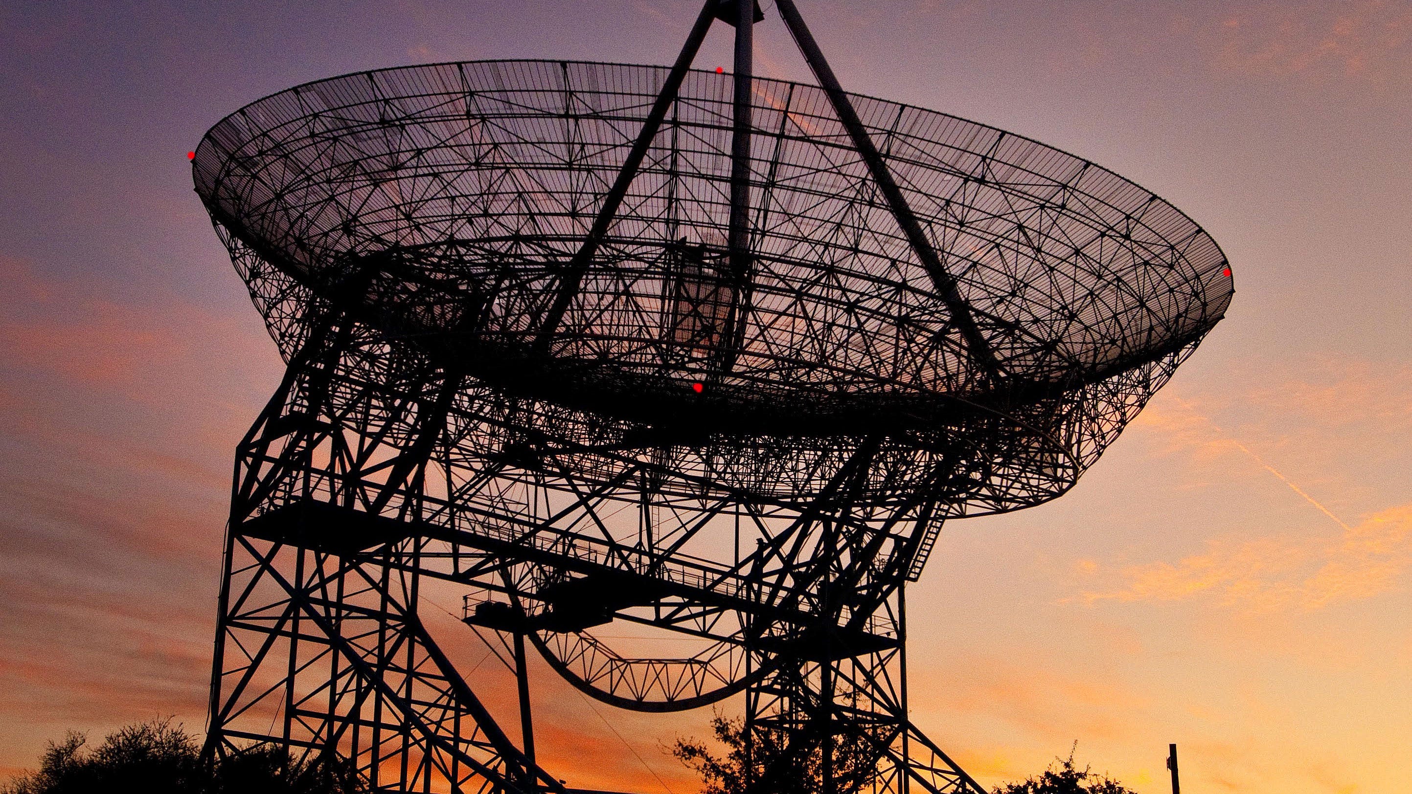 Tech history the story behind Stanford’s satellite dish hiking trail