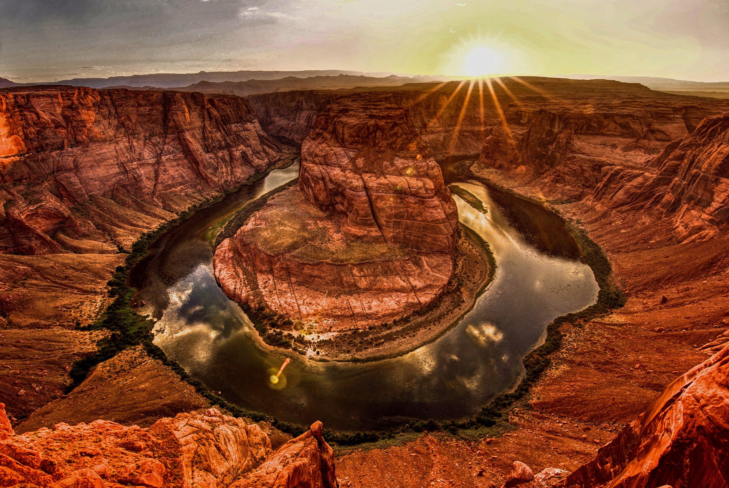 Horseshoe Bend, Arizona — the Gateway to the Grand Canyon by MC