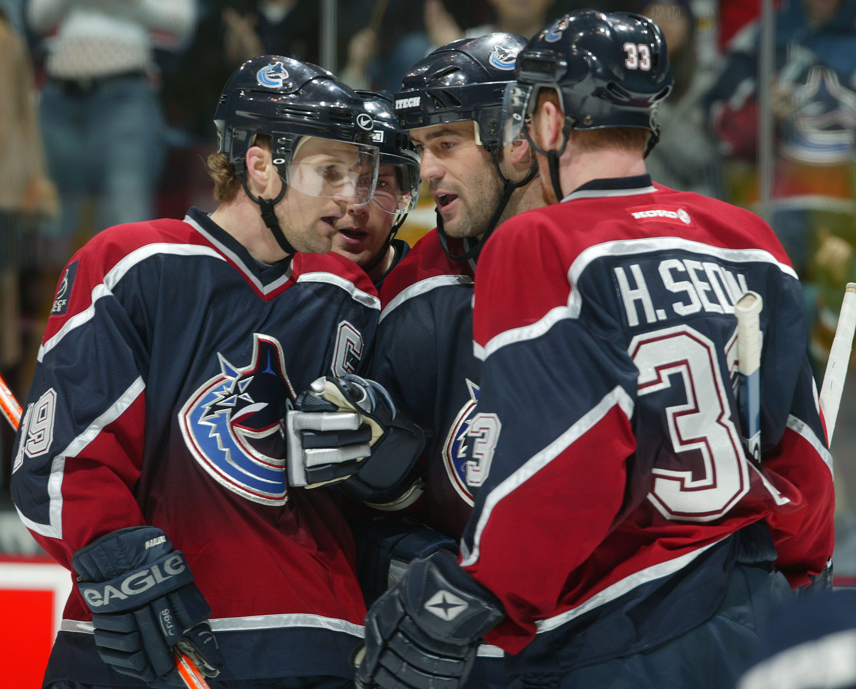 Vancouver Canucks Jerseys History / Canucks Unveil Quartet Of New