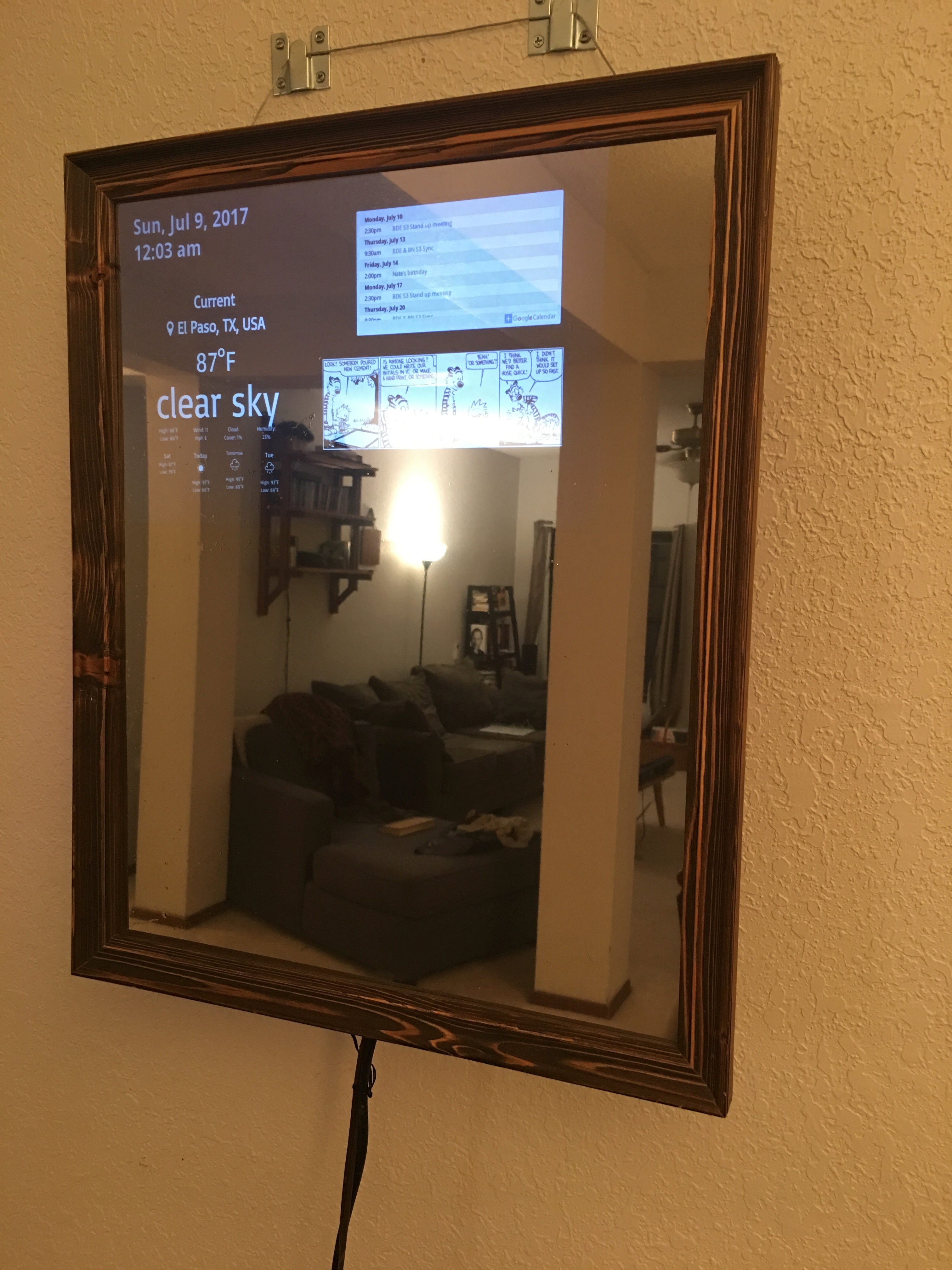 How to make a Smart Mirror using an old monitor, a Chromecast, a