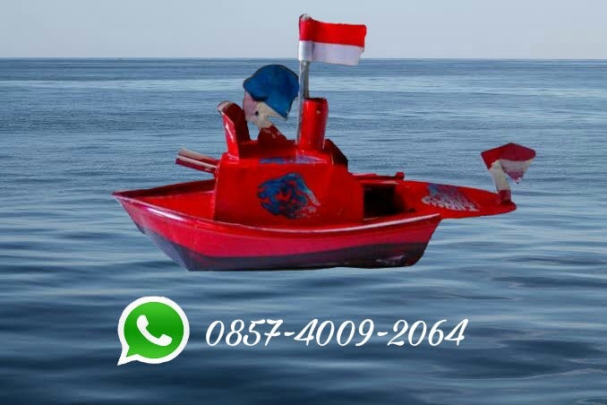 TERUNIK!!! Perahu Otok-otok mainan | by Standing frame foto kayu | Medium