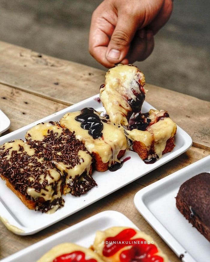 Wisata Kuliner 15 Makanan Khas Cimahi Terkenal