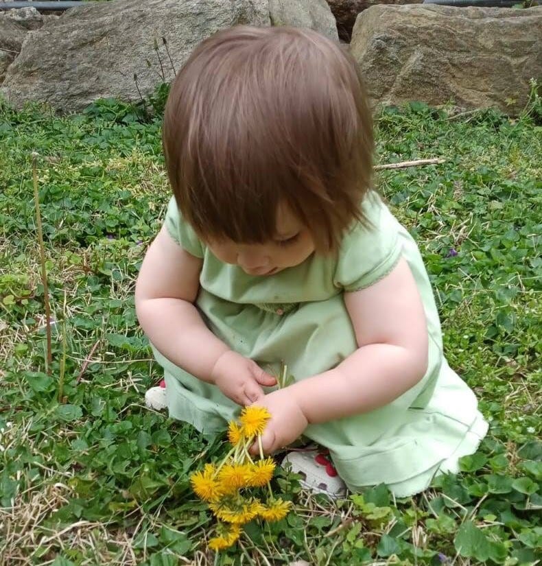 The ability to understand language precedes the ability to talk. Me Vs Them Why I Decided To Disconnect Parenting By Mareana Medium