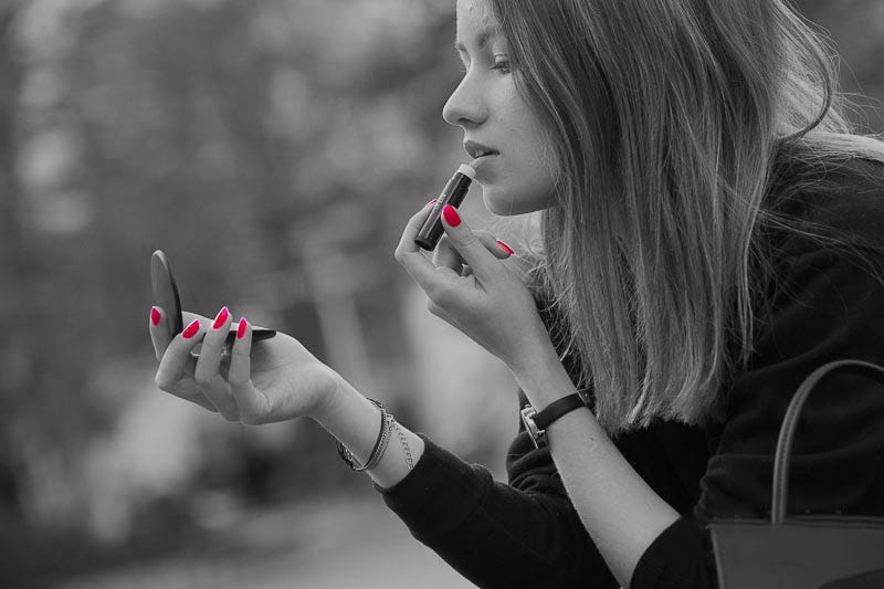 How lip balms actually work. We all love lip balms. The feeling of